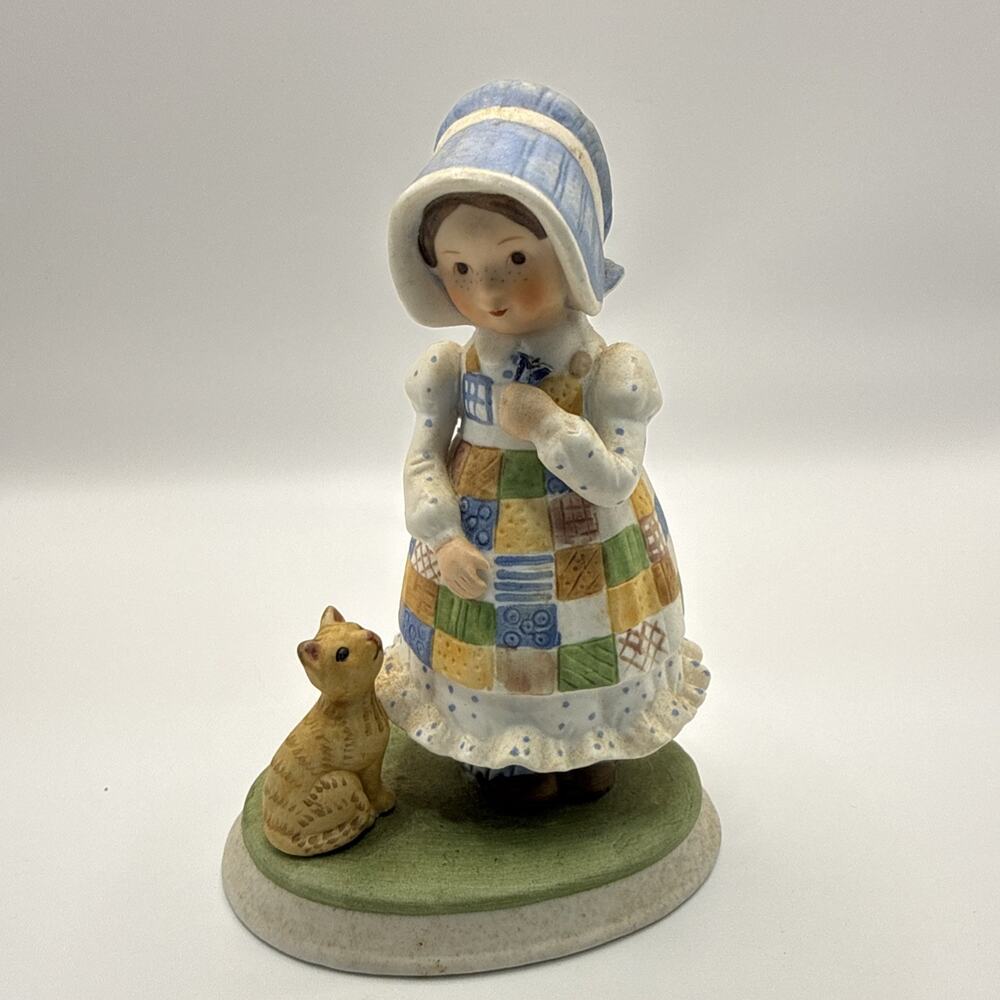 Vintage 1979 Holly Hobbie Blue Girl with Cat Porcelain Figurine